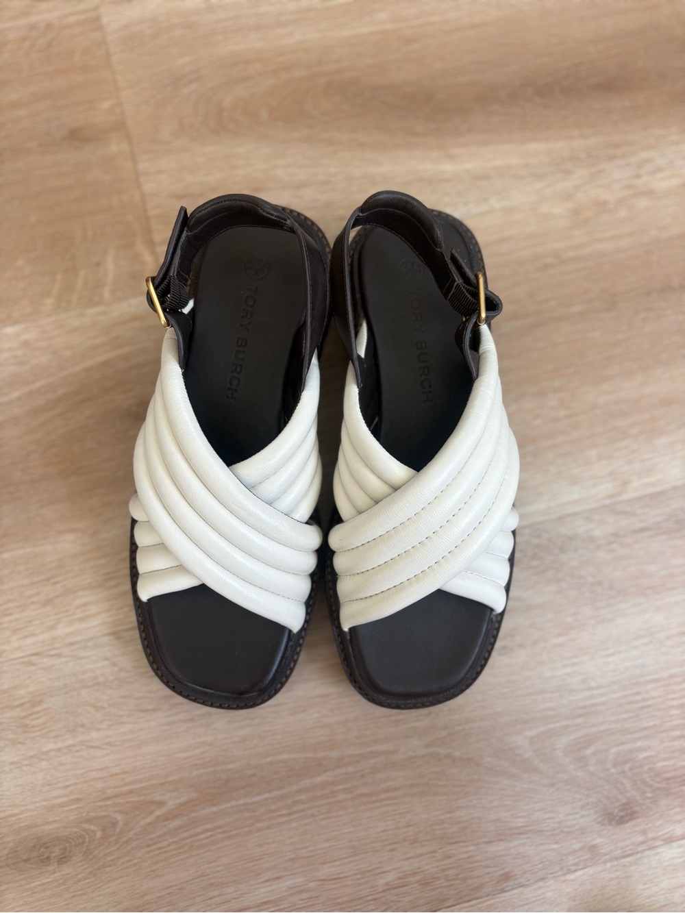 Tory Burch Cream Quilted Cross-Strap Sandals with Brown Lug Sole - Picture 4 of 9